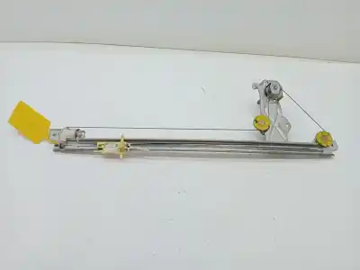 Second-hand car spare part driver left window regulator for renault trafic combi (ab 4.01) generation expression combi corto oem iam references 7700311818  