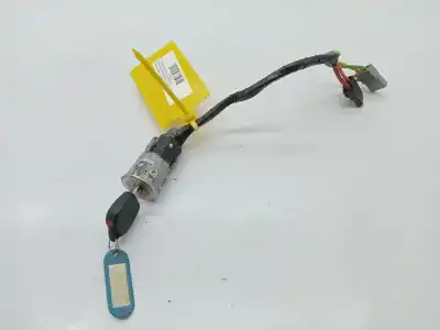 Pièce détachée automobile d'occasion Commutateur D'allumage pour MITSUBISHI MONTERO (V60/V70) 4M41 Références OEM IAM MR535868  