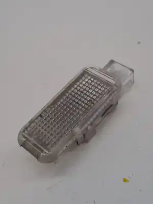 Tweedehands auto-onderdeel binnenlicht voor audi a4 berlina (8e) a4 8e oem iam-referenties 4b0947415a