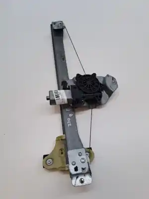 Автозапчастина б/у РЕГУЛЯТОР ПЕРЕДНЬОГО ПРАВОГО СКЛА для RENAULT CLIO IV  Посилання на OEM IAM 807205569R  