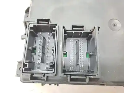 Second-hand car spare part fuse box unit for opel corsa d s-d pd11 oem iam references 13286032  