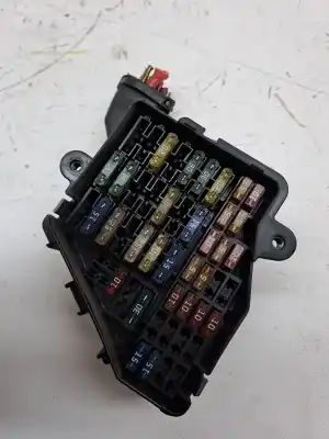 Pezzo di ricambio per auto di seconda mano scatola relè/fusibili per audi a4 avant (8e) a4 avant 8e riferimenti oem iam 8d1941824