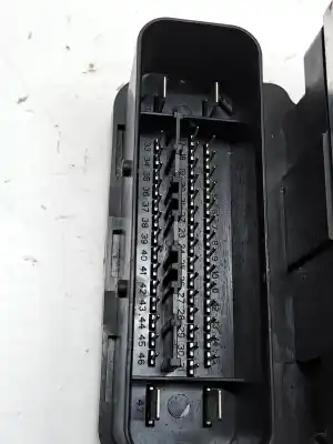 Peça sobressalente para automóvel em segunda mão abs por volvo v40 d4162t referências oem iam 31317628  31317074