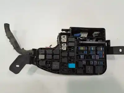 Pezzo di ricambio per auto di seconda mano scatola relè/fusibili per mazda 3 lim. (bl) 1.6 cd diesel cat riferimenti oem iam bhr866760a