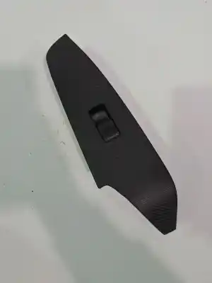 Pezzo di ricambio per auto di seconda mano comando alzacristalli posteriori destro per mazda 3 lim. (bl) 1.6 cd diesel cat riferimenti oem iam kd3566370