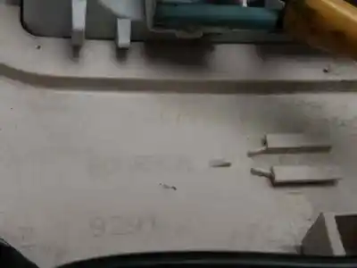 Second-hand car spare part interior light for citroen c4 coupe 9hzdv6ted4 oem iam references 9656799377  6362n2 - 9291