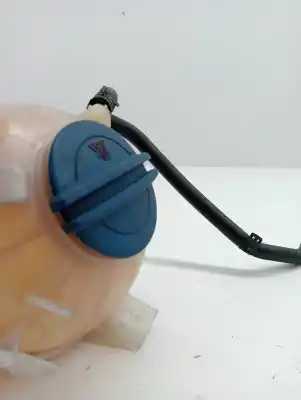 Peça sobressalente para automóvel em segunda mão depósito de expansão por audi a3 (8p1) 2.0 tdi 16v referências oem iam 1k0121407a  