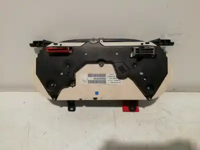 Автозапчастина б/у панель інструментів для renault clio ii fase ii b/cb0 d7f710 посилання на oem iam p8200059763  