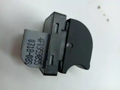 Peça sobressalente para automóvel em segunda mão  por AUDI A3 (8P1)  Referências OEM IAM 4F0959855A  