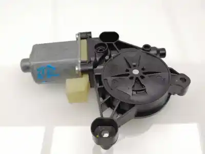 Pezzo di ricambio per auto di seconda mano Motore Alzacristalli Anteriore Destro per AUDI A3 (8V) Ambiente Riferimenti OEM IAM 5Q0959801B  0130822717