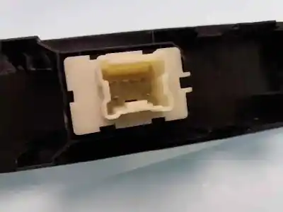 Second-hand car spare part right front power window switch for renault clio iv k9ke628 oem iam references 809602454r  1135206x