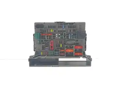 Peça sobressalente para automóvel em segunda mão caixa de fusíveis e relés por bmw serie 3 berlina (e90) n47d200 referências oem iam 9119446