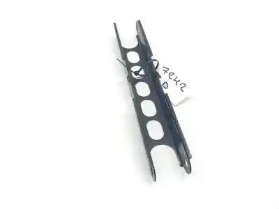 Peça sobressalente para automóvel em segunda mão braço oscilante suspensão traseiro direito por bmw serie 3 berlina (e90) n47d200 referências oem iam 6763477