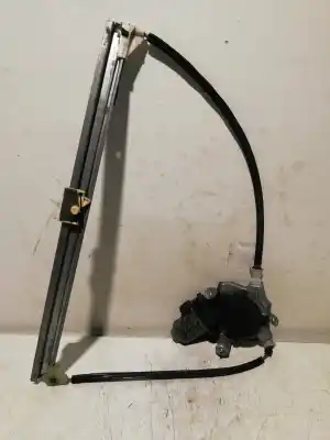 Pièce détachée automobile d'occasion Moteur Lève Vitre Avant Gauche pour RENAULT CLIO II FASE II B/CB0 D7F710 Références OEM IAM 84224  