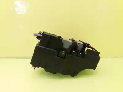 Second-hand car spare part fuse box unit for opel corsa e van 1.3 cdti oem iam references 2b0z4010f  