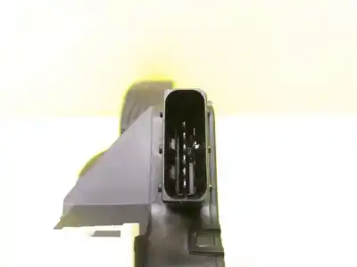 Second-hand car spare part potentiometer for opel corsa e van 1.3 cdti oem iam references 13305804  