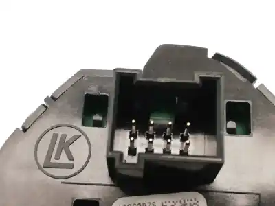 Second-hand car spare part hazard warning lights for opel corsa e x15 1.4 66kw oem iam references 13363976  10093605