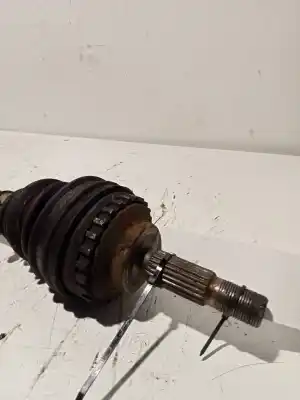 Автозапчасти б/у передняя правая трансмиссия за renault clio ii fase ii (b/cb0) k4j710 ссылки oem iam 7701352775  