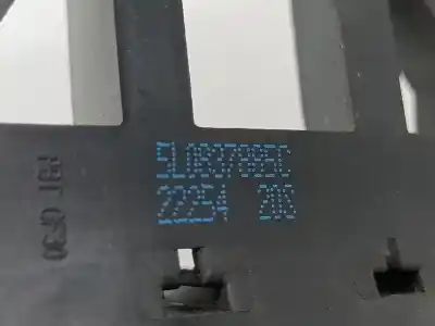 Second-hand car spare part exterior right front door handle for skoda octavia combi (5e5) scout 2.0 150 cv oem iam references 5l0837885c  