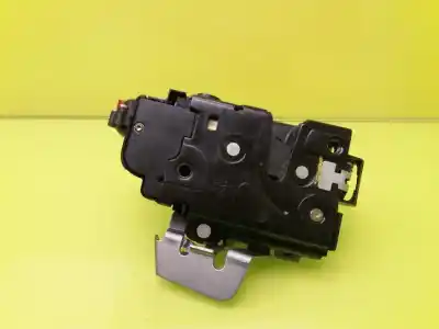 Автозапчастина б/у ЗАМОК ДВЕРЕЙ ЗАДНЬОГО ЛІВОГО для AUDI A4 AVANT (8E)  Посилання на OEM IAM 8E0839015C  