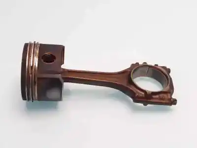 Second-hand car spare part piston for seat leon (1m1) leon oem iam references 6b107065n  w5781p32