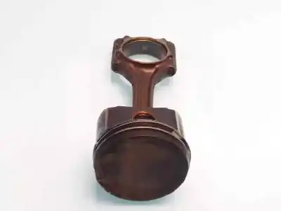 Second-hand car spare part piston for seat leon (1m1) leon oem iam references 6b107065n  w5781p32