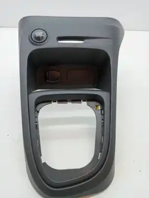 Pezzo di ricambio per auto di seconda mano plastica per renault captur i h4b a4 riferimenti oem iam 682605493r  