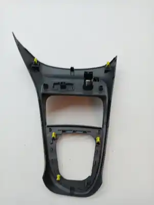 Pezzo di ricambio per auto di seconda mano plastica per renault captur i h4b a4 riferimenti oem iam 682605493r  