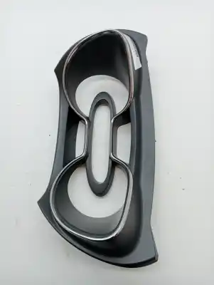 Second-hand car spare part plastics for renault captur i h4b a4 oem iam references 682504761r