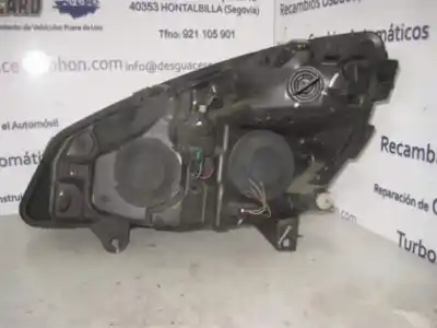 Second-hand car spare part RIGHT HEADLIGHT for RENAULT SCENIC II  OEM IAM references 15810400  15810400