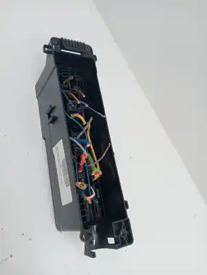 Second-hand car spare part fuse box unit for volvo v40 d4162t oem iam references 30659176  av6t14k131ab - paggf10gb20