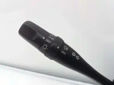 Автозапчастина б/у многофункційне управління для nissan navara pick-up (d40m) d-yd25 посилання на oem iam 25567vb010  