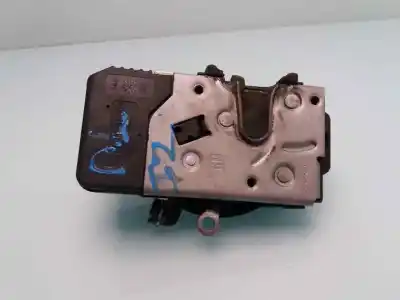 Peça sobressalente para automóvel em segunda mão Fechadura Da Porta Dianteira Esquerda por OPEL CORSA C CORSA C Referências OEM IAM 13154791  