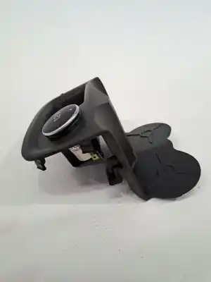 Pezzo di ricambio per auto di seconda mano plastica per ford focus lim. (cb8) urban riferimenti oem iam 1708544  bm51a047a03aa3ja6 - 1747187