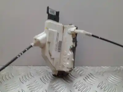 Peça sobressalente para automóvel em segunda mão fechadura da porta dianteira direita por citroen c3 8f01 referências oem iam 9800624680