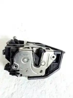 Peça sobressalente para automóvel em segunda mão fechadura da porta traseira direita por bmw serie 1 berlina (e81/e87) serie 1 120d referências oem iam 51227202148