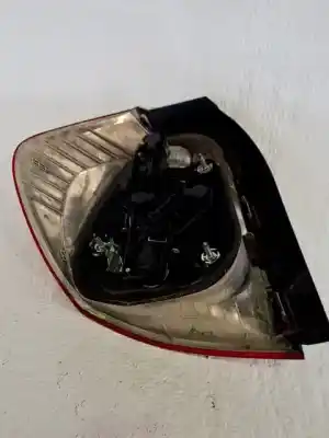 Peça sobressalente para automóvel em segunda mão farolim traseiro direito por bmw serie 1 berlina (e81/e87) serie 1 120d referências oem iam 63216924502