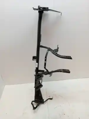 Автозапчастина б/у нижний крест для audi q3 (8ub, 8ug) 1.4 tsi посилання на oem iam 8u1858045g  01s174152