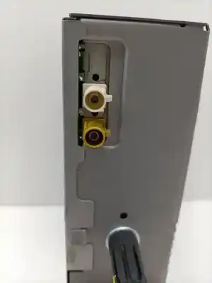 Second-hand car spare part audio system / radio cd for renault fluence 1.5 dci diesel fap 90 cv / 66 kw oem iam references 281153741r  281153741r