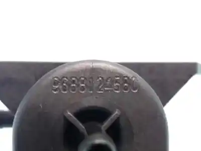 Peça sobressalente para automóvel em segunda mão bomba de ar secundária por ford focus turn. t1da referências oem iam 9688124580  