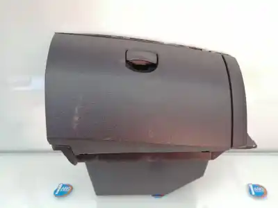 Second-hand car spare part Glove Compartment for RENAULT CLIO III 1.5 dCi Diesel FAP OEM IAM references 8200407712  