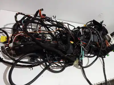 Second-hand car spare part fuse box unit for seat leon (5f1) czea oem iam references 5q0937615c  5q0937615c