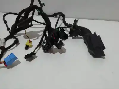 Second-hand car spare part fuse box unit for seat leon (5f1) czea oem iam references 5f4971030k  5f4971030k - 3700f01