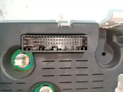 Peça sobressalente para automóvel em segunda mão quadrante por renault modus k4j770 referências oem iam 8200418021  8200418021