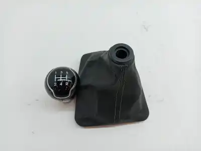 Second-hand car spare part gear lever trim for kia rio iii 1.2 cvvt 84 cv oem iam references 84640h8000wk