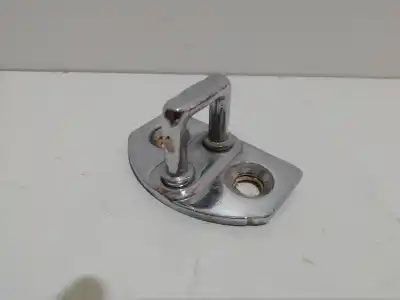 Pezzo di ricambio per auto di seconda mano cerniera porta posteriore sinistra per renault clio iv k9k608 riferimenti oem iam 825706855r