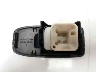 Second-hand car spare part right front power window switch for mitsubishi montero (v60/v70) 4m41 oem iam references mr445659  