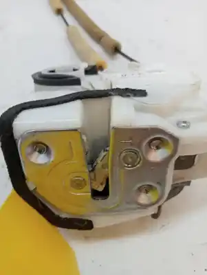 Second-hand car spare part left front door lock for mazda 2 (de_, dh_) 1.5 (de5fs) oem iam references df7359310c  