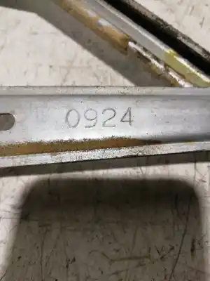 Second-hand car spare part passenger side right window regulator for renault kangoo furgón grand confort oem iam references 0924  0924