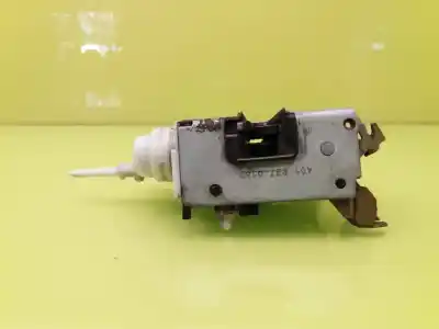 Pezzo di ricambio per auto di seconda mano Serratura Porta Anteriore Destra per AUDI A4 AVANT (B5) AKN Riferimenti OEM IAM 4D1837016D  